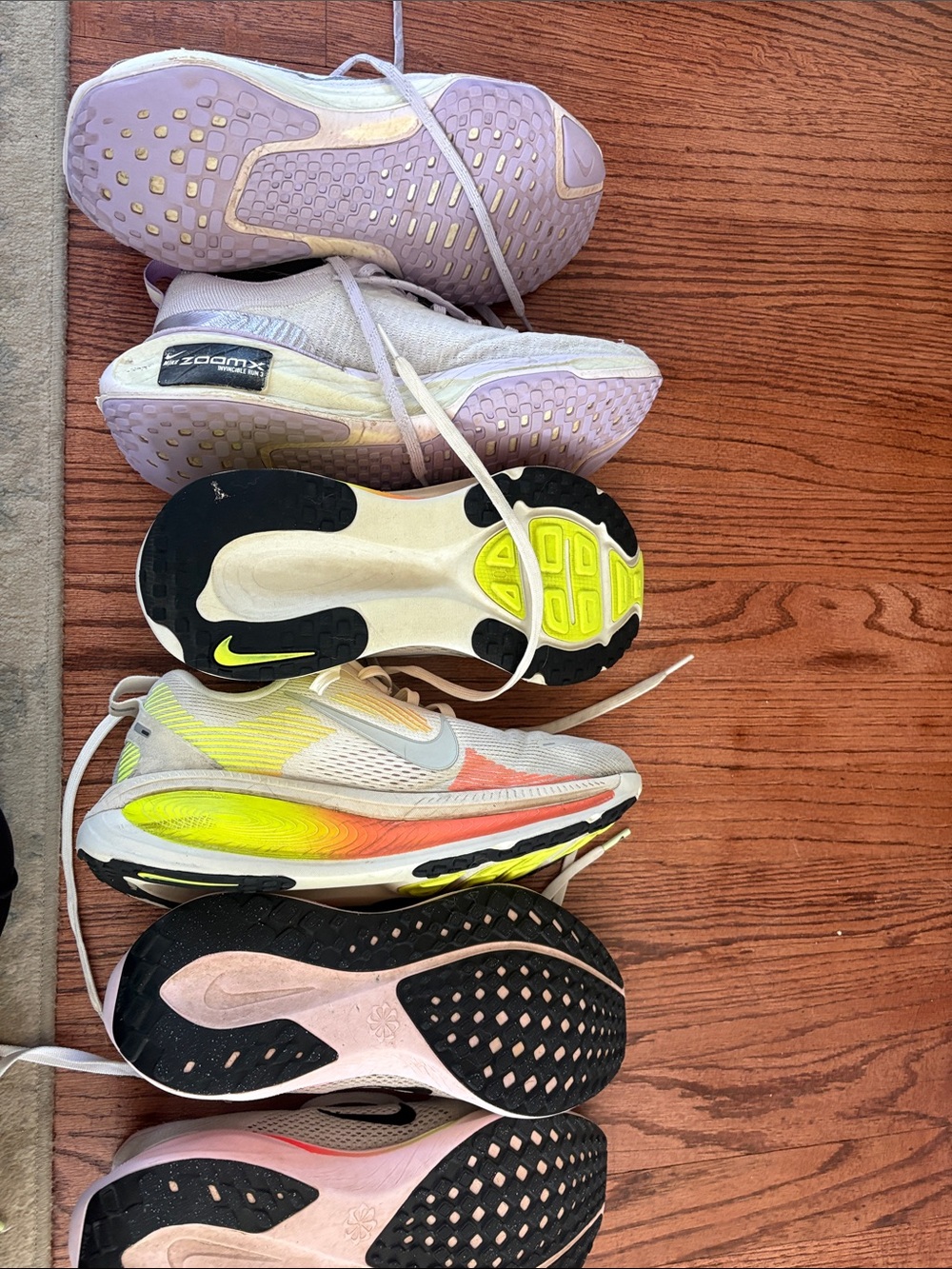 Nike zoomx Women shoes. Size 8.5 - Picture 6 of 6